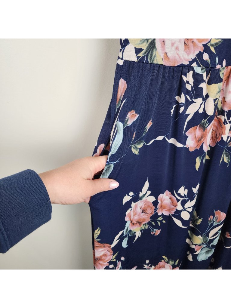 Pinkblush Maternity Maxi Dress Sz S Navy Blue Rose Print Short Sleeve — image 3 of 8